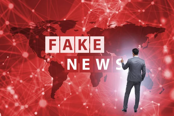 Concepto de noticias falsas en concepto de manipulación de información — Foto de Stock