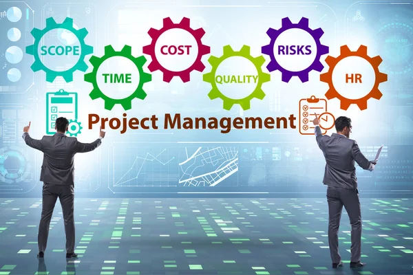 Concetto di project management con uomo d'affari — Foto Stock