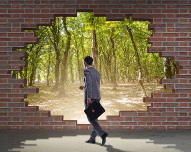 İş adamı yaz tatili için kaçıyor.