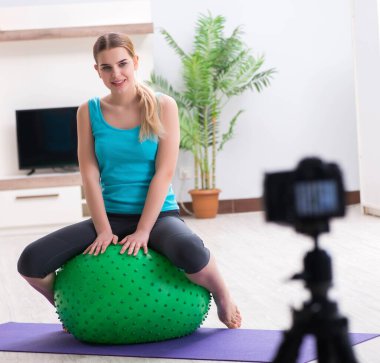 vlog için spor blogcusu kayıt videosu