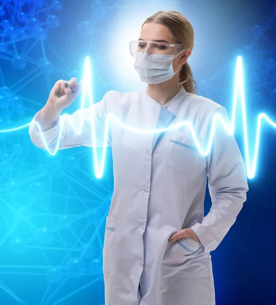 Kvinna läkare i telemedicin futuristiska koncept — Stockfoto