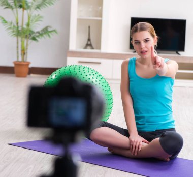 vlog için spor blogcusu kayıt videosu