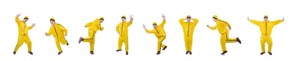 Uomo in tuta gialla isolato su bianco — Foto Stock