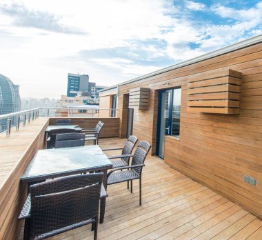 Teras kafe en üst katta.