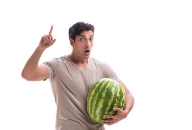 Karpuzlu genç adam beyazda izole edilmiş.