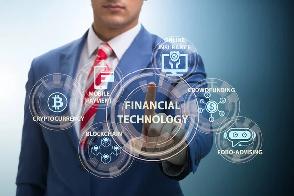 Empresario en tecnología financiera concepto fintech —  Fotos de Stock