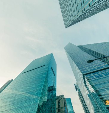 New York gökdelenleri sokak seviyesinden yükseldi