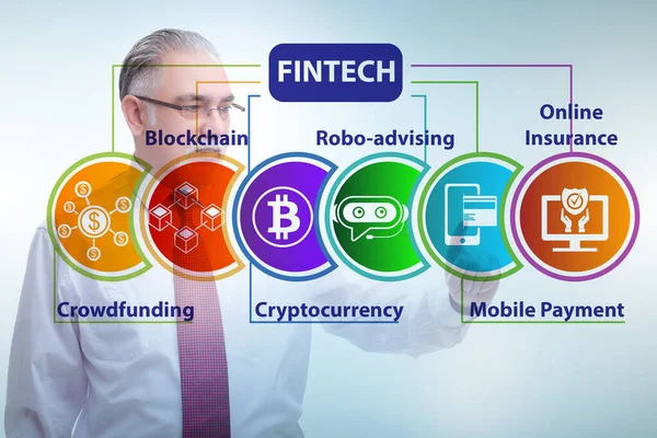 Geschäftsmann im Fintech-Konzept der Finanztechnologie — Stockfoto