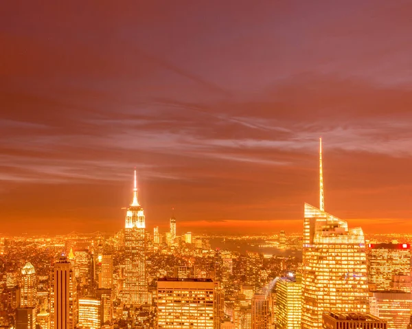 Uitzicht op New York Manhattan tijdens zonsondergang — Stockfoto