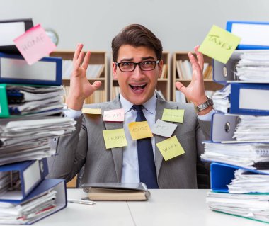 İşadamı birden fazla öncelikle mücadele ediyor