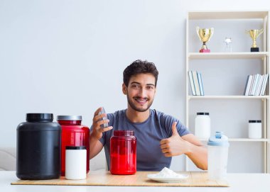 Sporcu daha iyi kaslar için yeni protein takviyeleri tadıyor