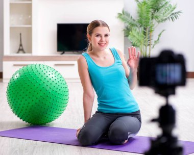 vlog için spor blogcusu kayıt videosu