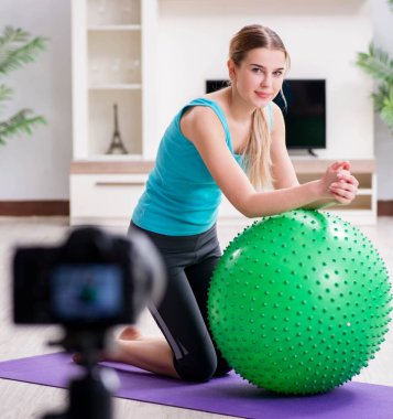 vlog için spor blogcusu kayıt videosu