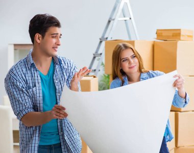 Genç aile planlama evi çizim ile yenileme