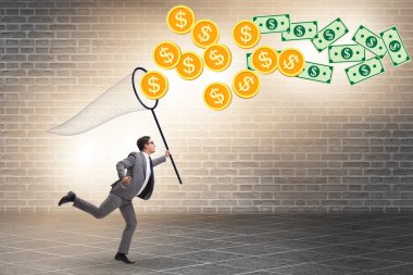 İş adamı iniş ağıyla para yakalıyor