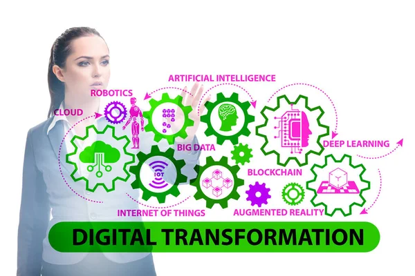 Zakenman in digitaal transformatieconcept — Stockfoto