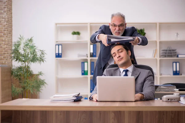 Two employees in bullying concept — Stock Photo, Image