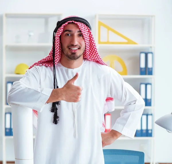 Arab engineer working on new project — Stock Photo, Image