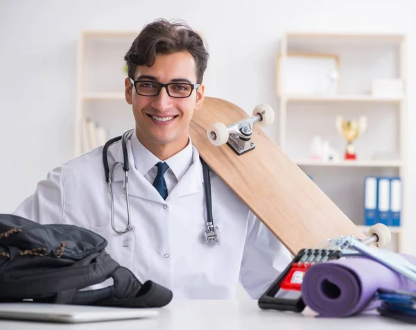 Doctor going to sports during lunch break