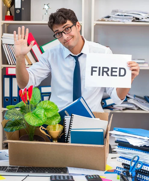 Employee being fired from work made redundant — Stock Photo, Image