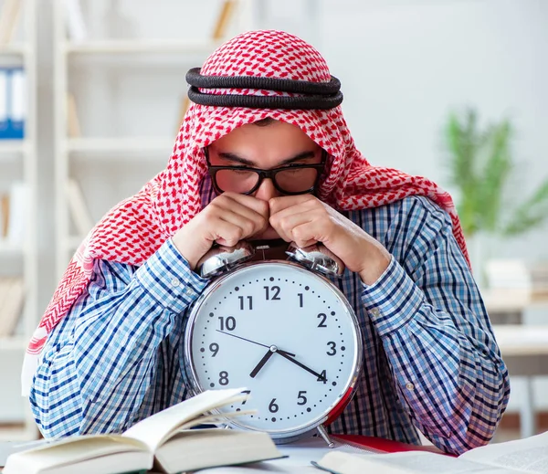 Arab student preparing for university exams — Stock Photo, Image