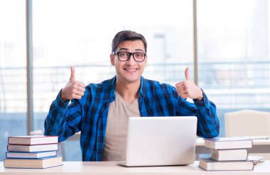 Telelkazan mesafesi öğrenme konsepti öğrenme öğrencisiName