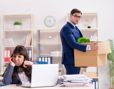 İşinden kovulan kişi.