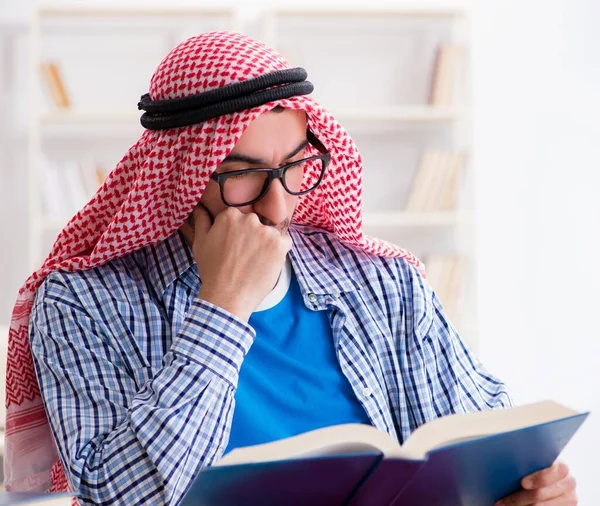 Arab student preparing for university exams — Stock Photo, Image