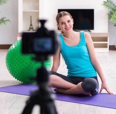 vlog için spor blogcusu kayıt videosu