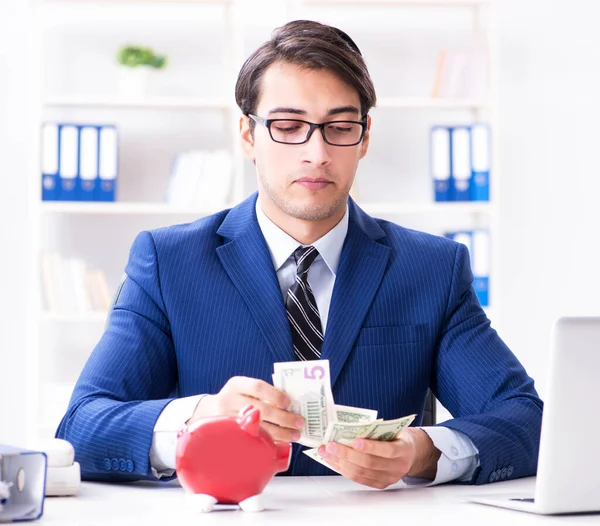 Businessman thinking about his savings during crisis — Stock Photo, Image