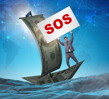 İş adamı teknedeki SOS mesajı için yardım istiyor.