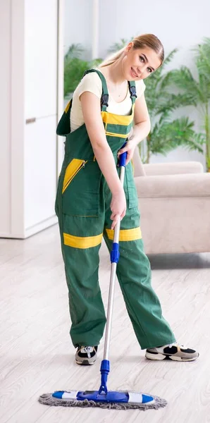 Woman female cleaner cleaning floor — Stock Photo, Image