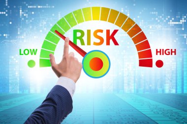 Risk ölçme ve yönetim kavramında iş adamı