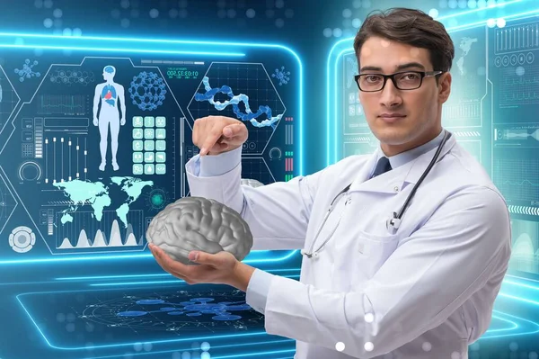 Medico maschile con il cervello nel concetto medico — Foto Stock