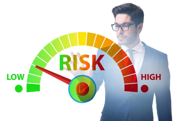 Бизнесмен в области учета и управления рисками — стоковое фото