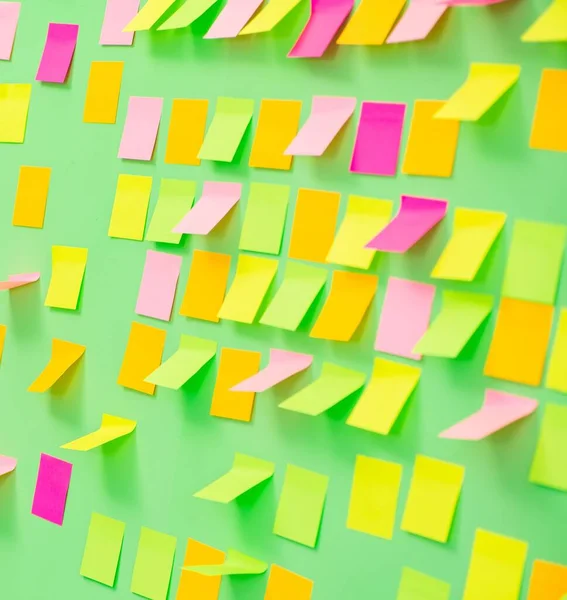 İş konseptinde birçok anımsatıcı