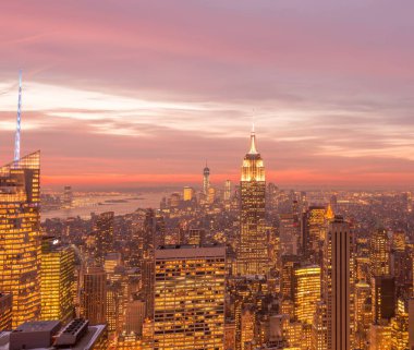 Günbatımında New York Manhattan manzarası