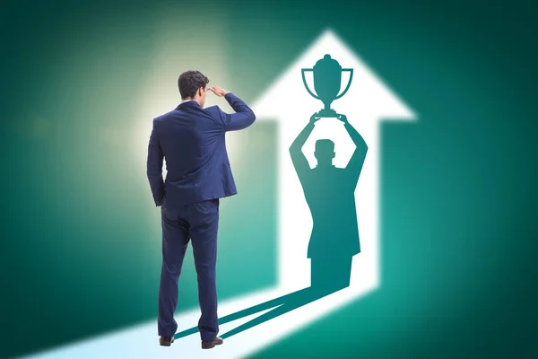 Uomo d'affari sognando il primo premio nel concetto di business — Foto Stock