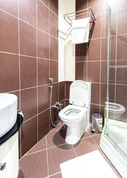 Moderno bagno interno in hotel — Foto Stock