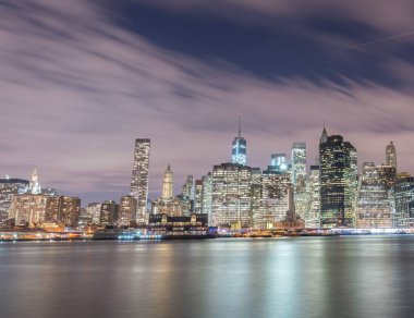 Brooklyn 'den Manhattan manzarası