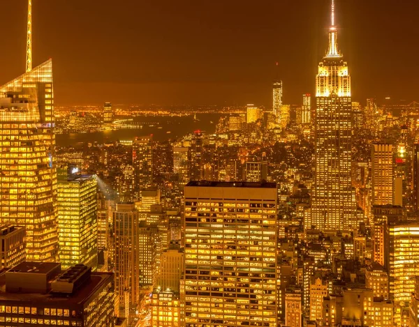 Uitzicht op New York Manhattan tijdens zonsondergang — Stockfoto