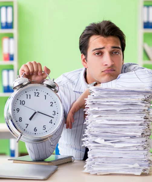 Businessman having problems with paperwork and workload — Stock Photo, Image