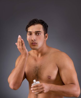 Adam alarak duş kavram sonra