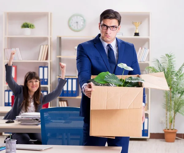 Persona licenziata dal suo lavoro — Foto Stock