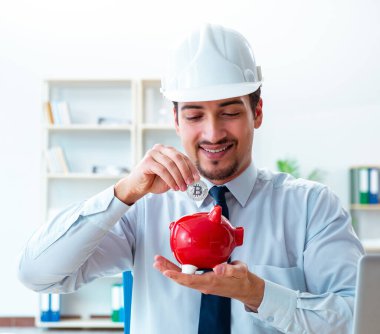 Bitcoin madencilik sektöründeki adam