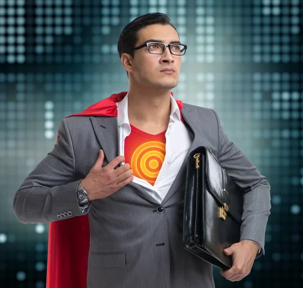Homme d'affaires dans le concept de super-héros avec couverture rouge — Photo