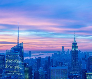 Günbatımında New York Manhattan manzarası