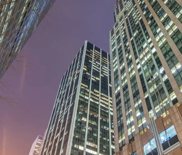 Noční pohled na New York Manhattan při západu slunce — Stock fotografie