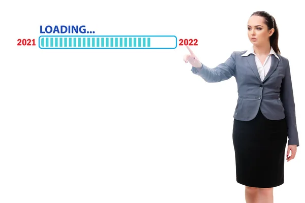 到2022年女商人按下虚拟按钮 — 图库照片
