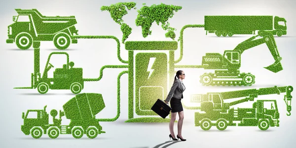 Zakenvrouw in het concept van elektrisch opladen en voertuigen — Stockfoto